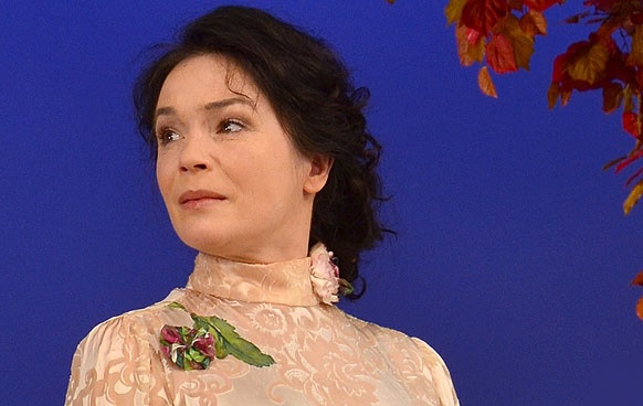 Julia Stemberger in Schnitzlers "Der einsame Weg"