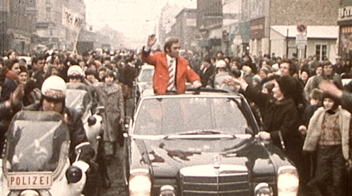 Karl Schranz nach seiner Rückkehr aus Sapporo, 8. Februar 1972.