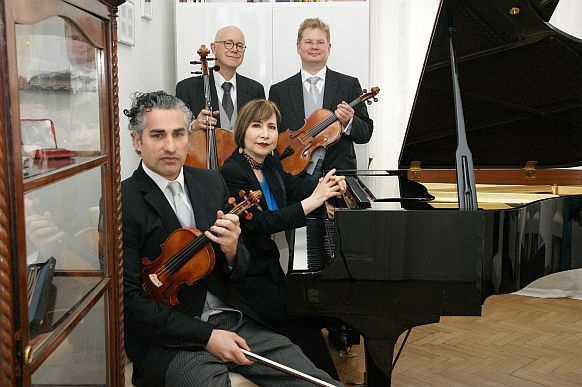 (C) KLAVIERQUINTETT WIEN Klavierquintett Wien