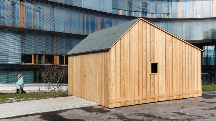 ERSTE BANK GROUP/OLIVER OTTENSCHLÄGER Laubreise: Holzhütte