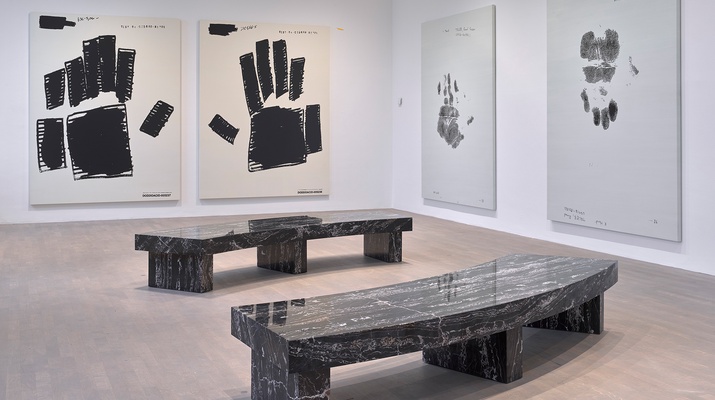 JENNY HOLZER/ARS/ACHIM KUKULIES