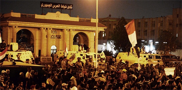 Nächtliche Demonstration in Kairo
