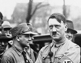 Adolf Hitler, 1930