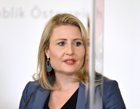 Susanne Raab