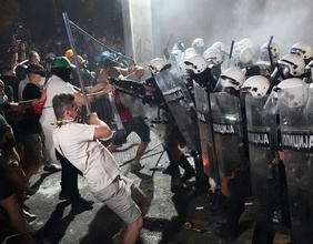 Polizeieinsatz in Serbien während einer Demonstration