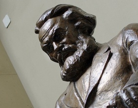 Karl-Marx-Statue
