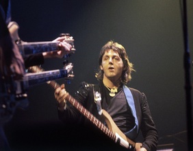Paul McCartney, 1976