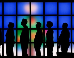 Silhouetten aller Spielräume-Redaktionsmitglieder