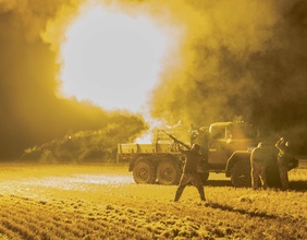 Ukrainische Luftverteidigung in einem Feld in der Nähe von Pawlohrad