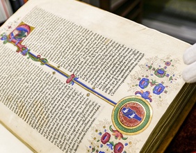 Band einer Bibel aus Gutenbergs Druckpresse