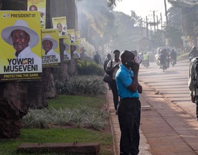 Straßenszene in Uganda