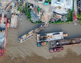 Frachtschiffe in Guyana