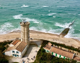 Ile de Re, Leuchtturm an der Küste