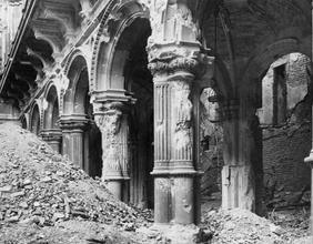 Bombenschäden an der Wiener Staatsoper, 1945