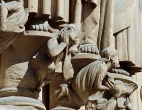 Figuren der Notre-Dame-Kathedrale
