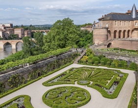 Historische Gartenanlage in Frankreich (Palais de la Berbie)