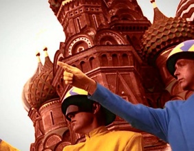 "Go West" von den Pet Shop Boys, Videostill