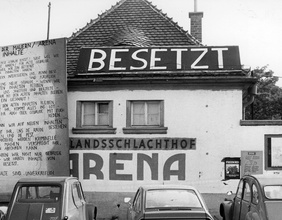 Arena - besetzt. Teilansicht des ehemaligen Auslandsschlachthof St. Marx.