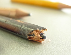 Abgebrochene Stifte