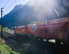 Zug in Salzburg, ÖBB