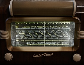 Ein altes Radio.