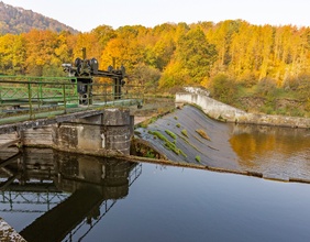 Wehranlage, Kraftwerk Rosenburg im Kamptal NÖ