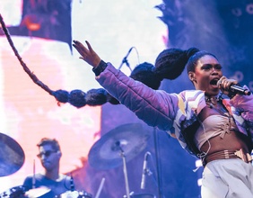 Xenia França & Band