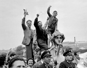 Jubel -  Staatsvertragsunterzeichnung 15. Mai 1955