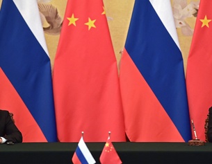  Vladimir Putin und Xi Jinping