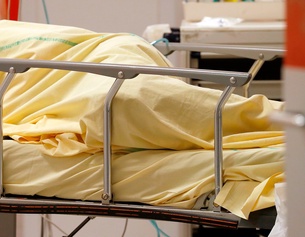 Bett im Krankenhaus