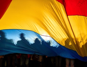AP/VADIM GHIRDA Rumänische Flagge