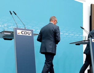 Friedrich Merz, Bundeskanzler, CDU, Stefan Evers, Spitzenkandidat der CDU, gehen ab, September 2026