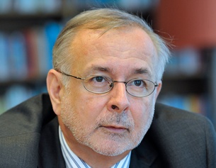 Oliver Rathkolb © Matthias Cremer Porträt von Oliver Rathkolb.