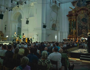 For Samuel Beckett - Klangforum Wien · Pintscher 2026: Matthias Pintscher (Dirigent), Dalia Schaechter (Rezitation), Cantando