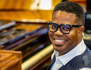 Iván "Melón" Lewis