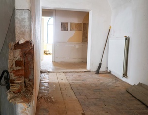 Braunau am Inn: Umbau des Geburtshauses von Adolf Hitler