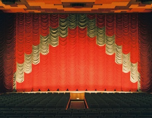 ASTRID JOHANNA OFNER Gartenbaukino
