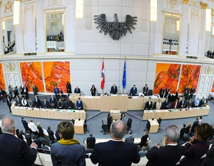 APA/ROLAND SCHLAGER Eine Sitzung des Nationalrates
