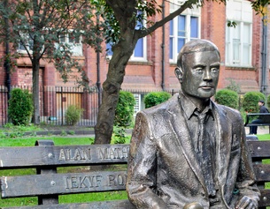 Statue von Alan Turin in Manchester