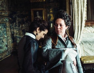 2019 TWENTIETH CENTURY FOX Rachel Weisz, Olivia Colman