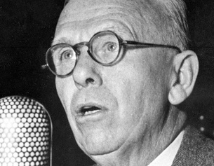 DSK / AFP George C. Marshall