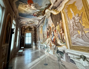 Wandgemälde in Udine