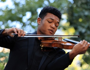 AFP/POOL/CHIP SOMODEVILLA Randall Goosby