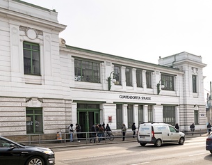 U-Bahnstation Linie U6, Gumpendorferstrasse in Wien