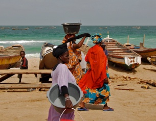 AP/CANDACE FEIT Frauen am Markt in Nouakchott