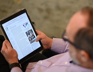 AFP/DANIEL LEAL-OLIVAS Jimmy Wales