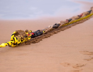ANDER GILLENEA/AFP/PICTUREDESK.COM Unterwasser kabel
