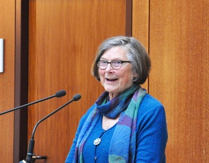 UNIVERSITÄT PADERBORN Christiane Floyd