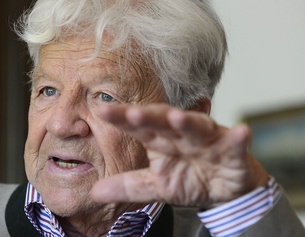 Irenäus Eibl-Eibesfeldt