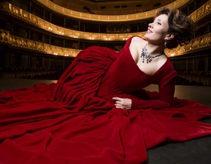 Marina Rebeka © Jānis Deinats Marina Rebeka in der Oper.